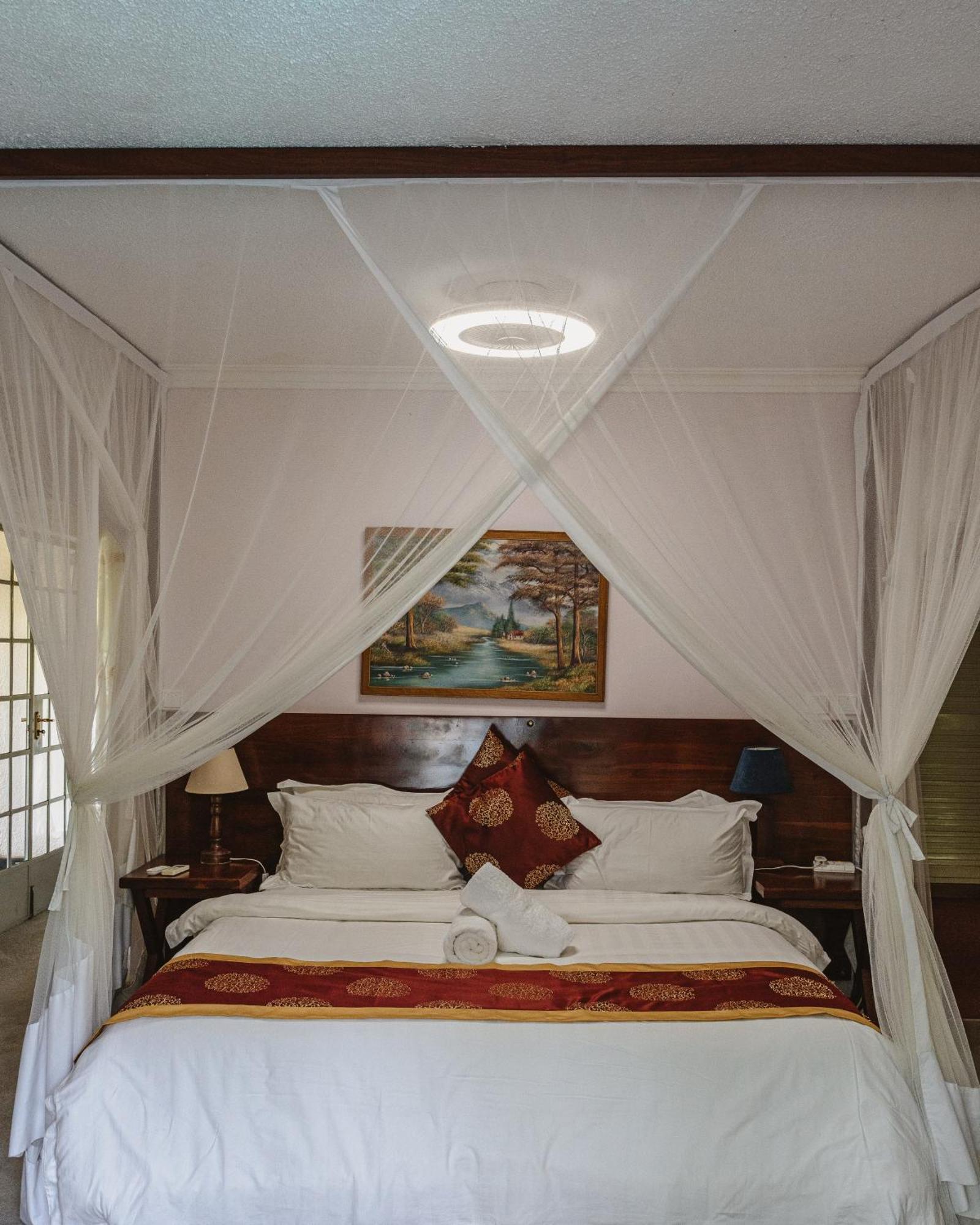 Jacaranda Lodge Victoria Falls Ngoại thất bức ảnh