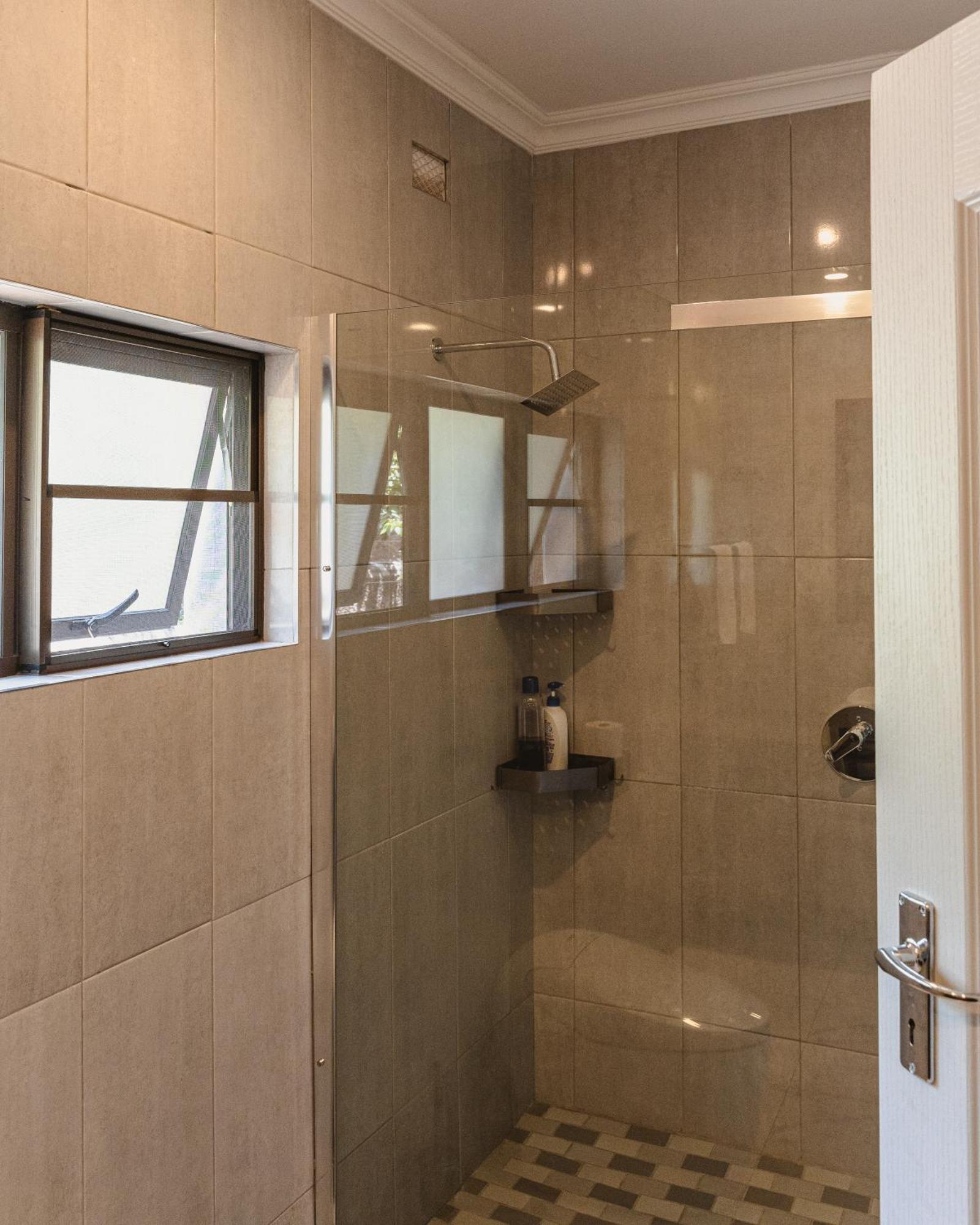 Jacaranda Lodge Victoria Falls Ngoại thất bức ảnh