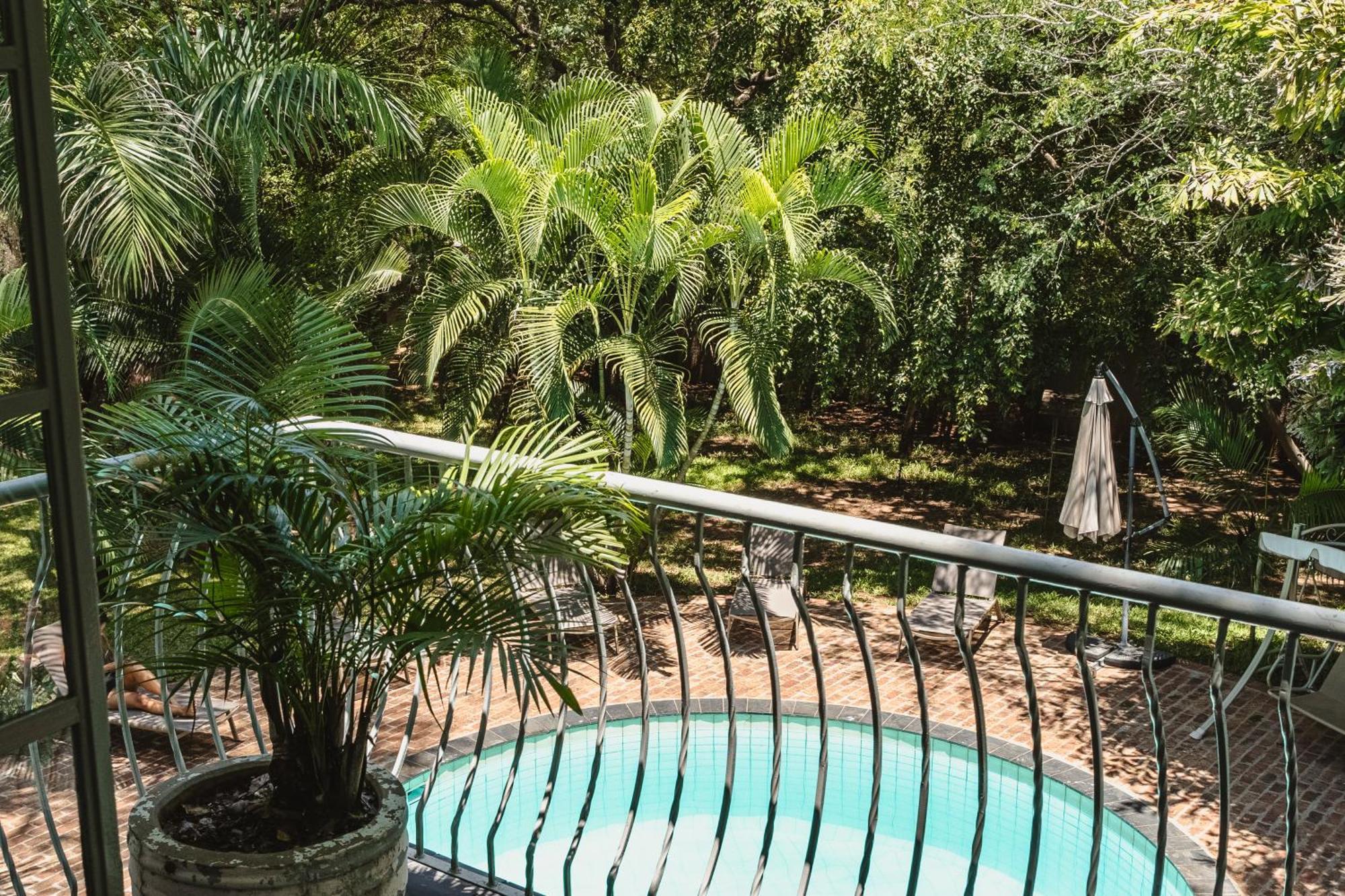 Jacaranda Lodge Victoria Falls Ngoại thất bức ảnh