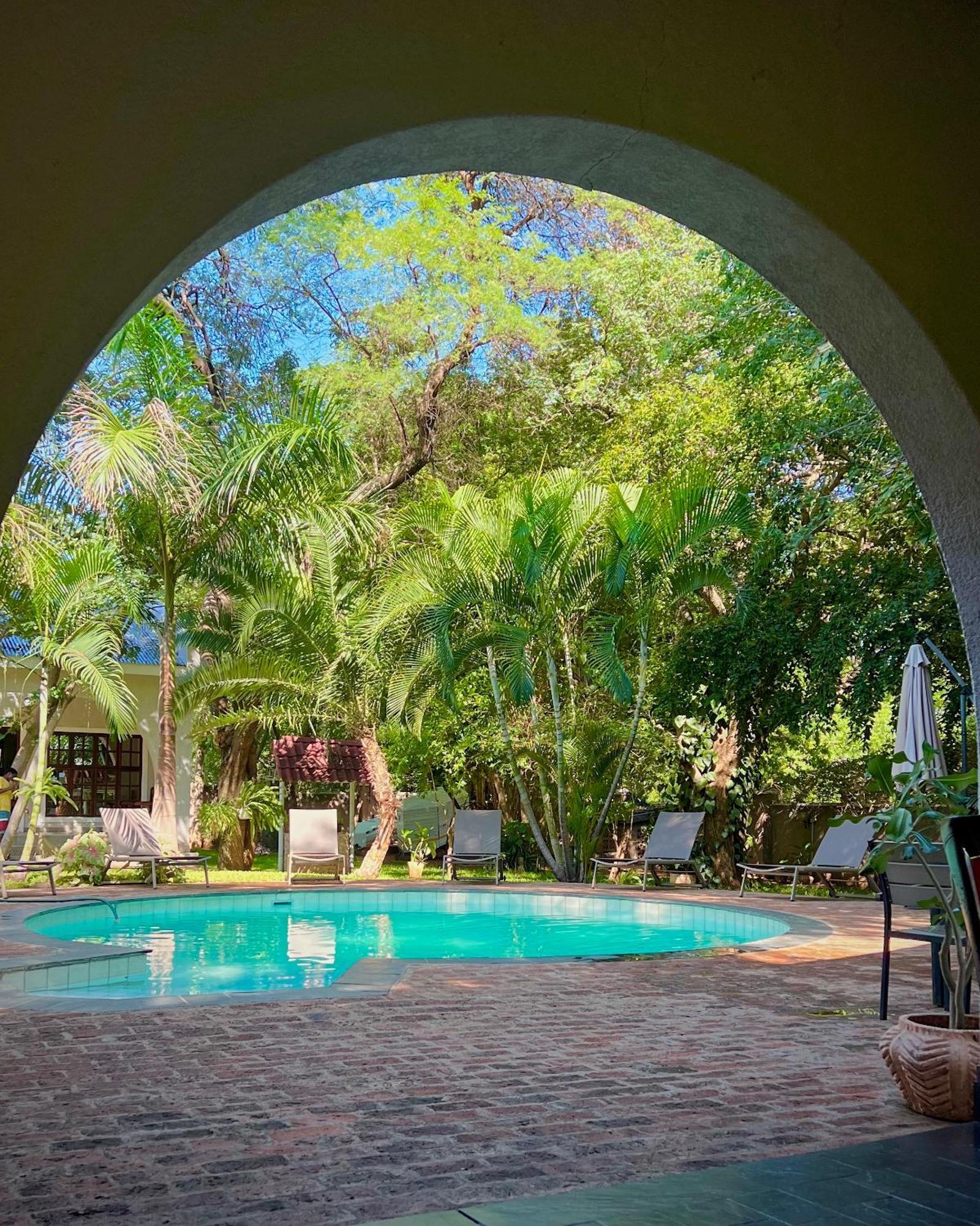 Jacaranda Lodge Victoria Falls Ngoại thất bức ảnh