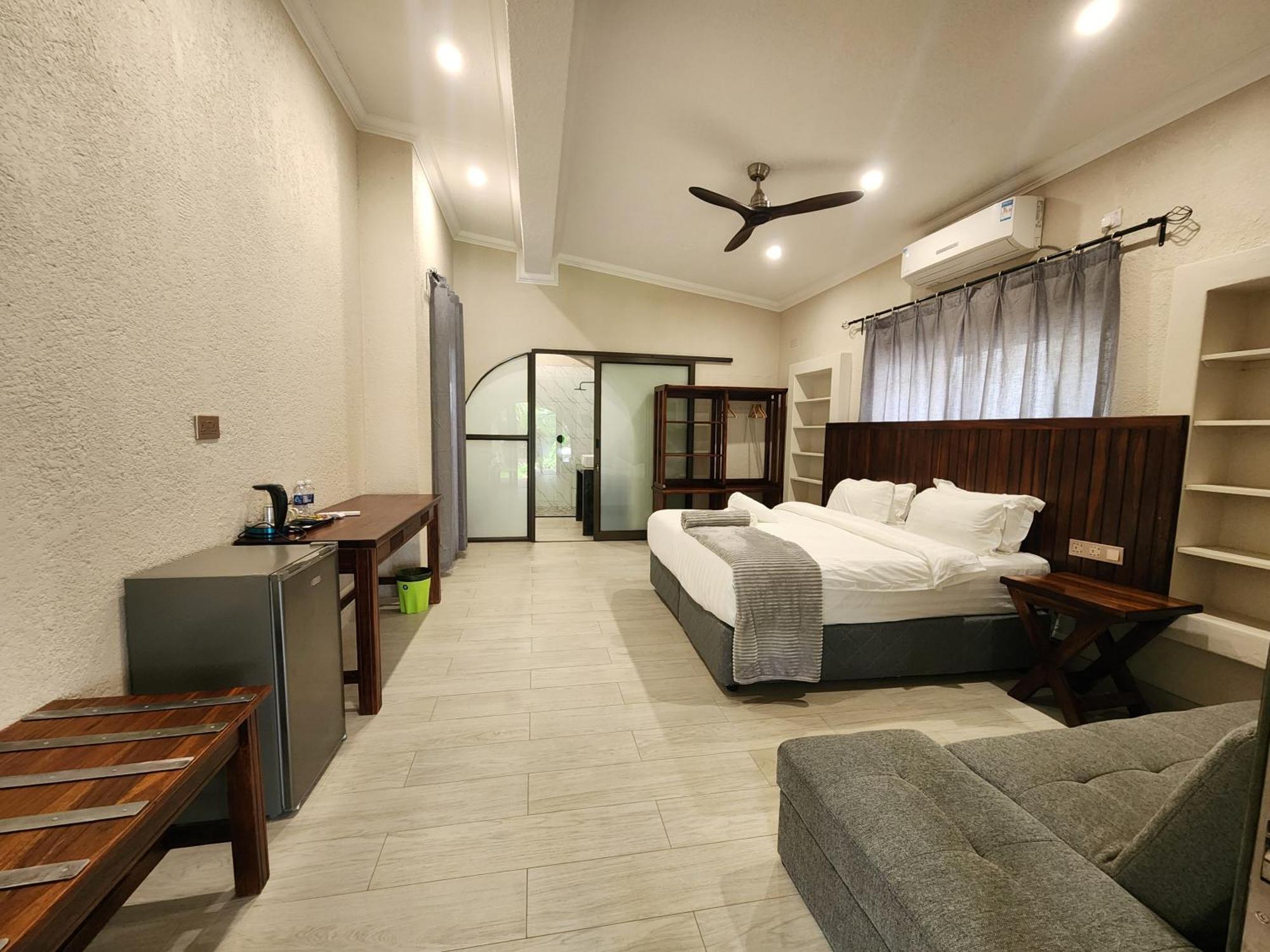 Jacaranda Lodge Victoria Falls Ngoại thất bức ảnh